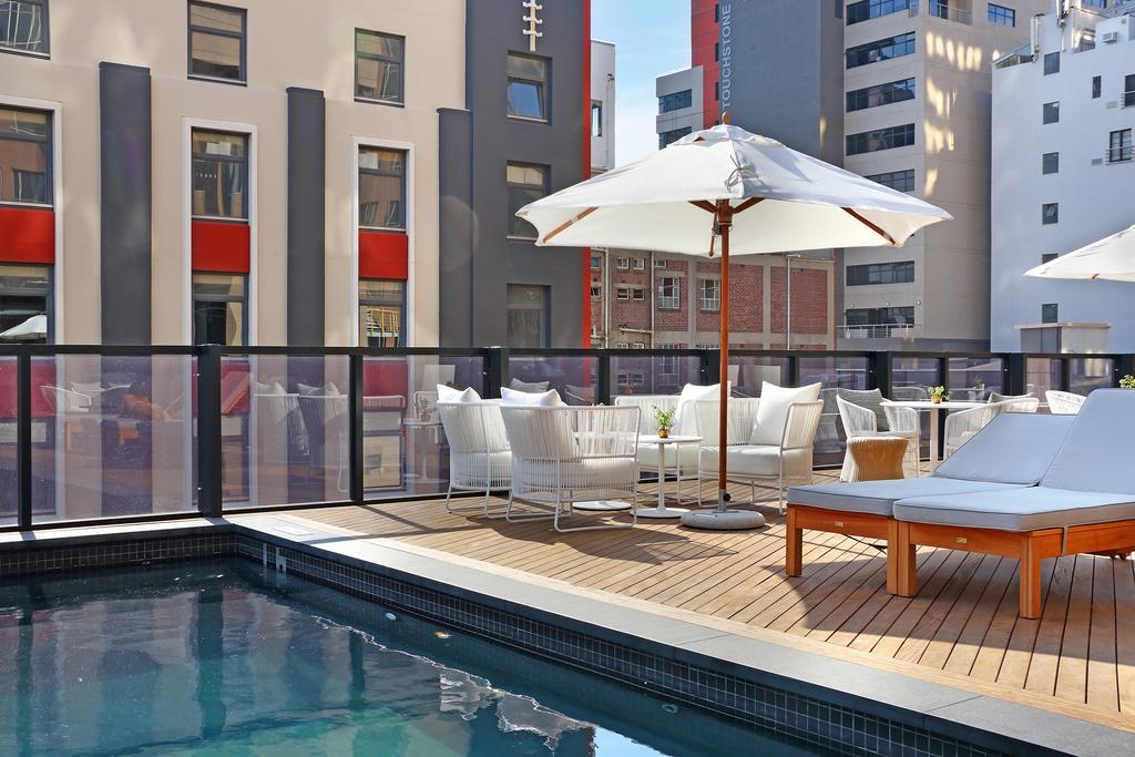 Triangle Luxury Suites By Totalstay Kaapstad Buitenkant foto