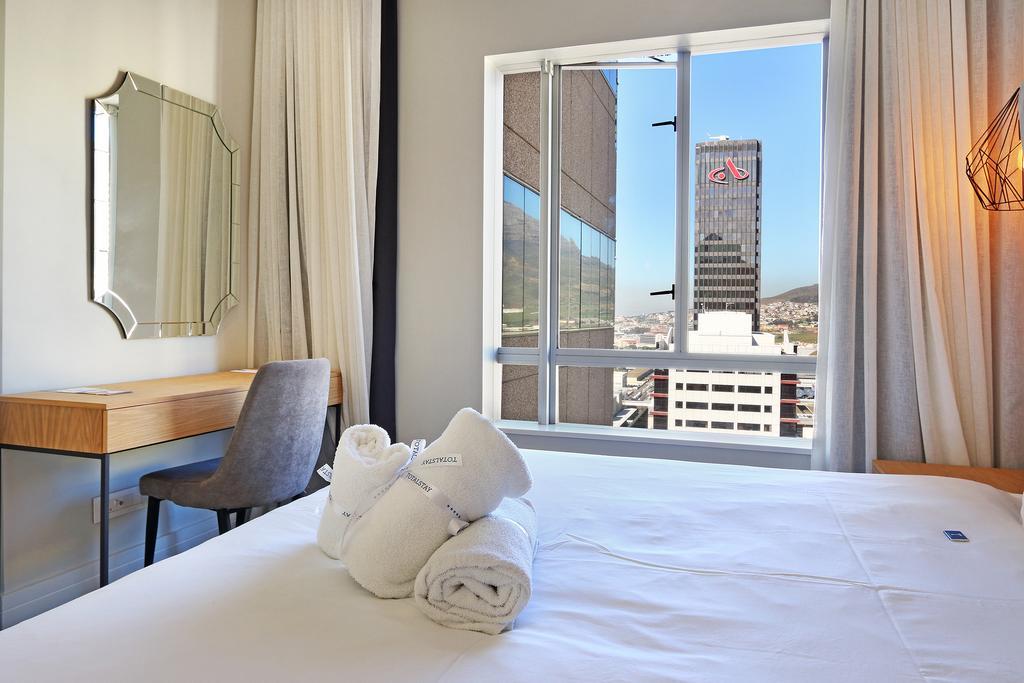 Triangle Luxury Suites By Totalstay Kaapstad Buitenkant foto