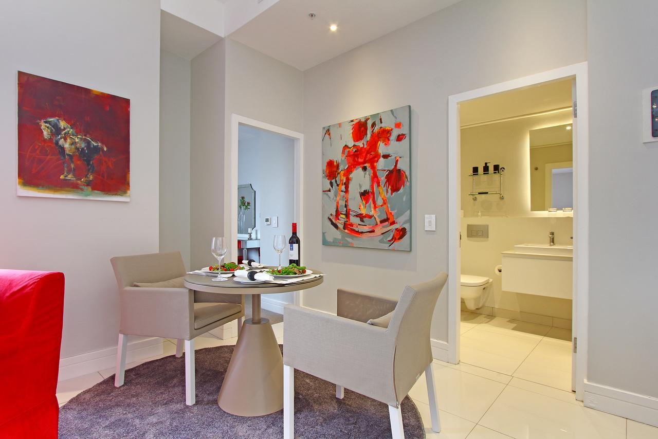 Triangle Luxury Suites By Totalstay Kaapstad Buitenkant foto