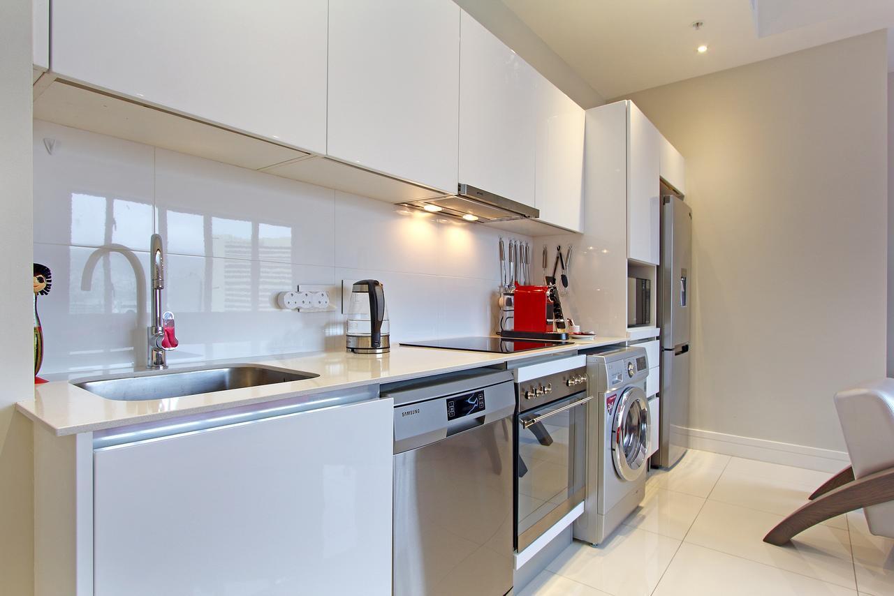 Triangle Luxury Suites By Totalstay Kaapstad Buitenkant foto
