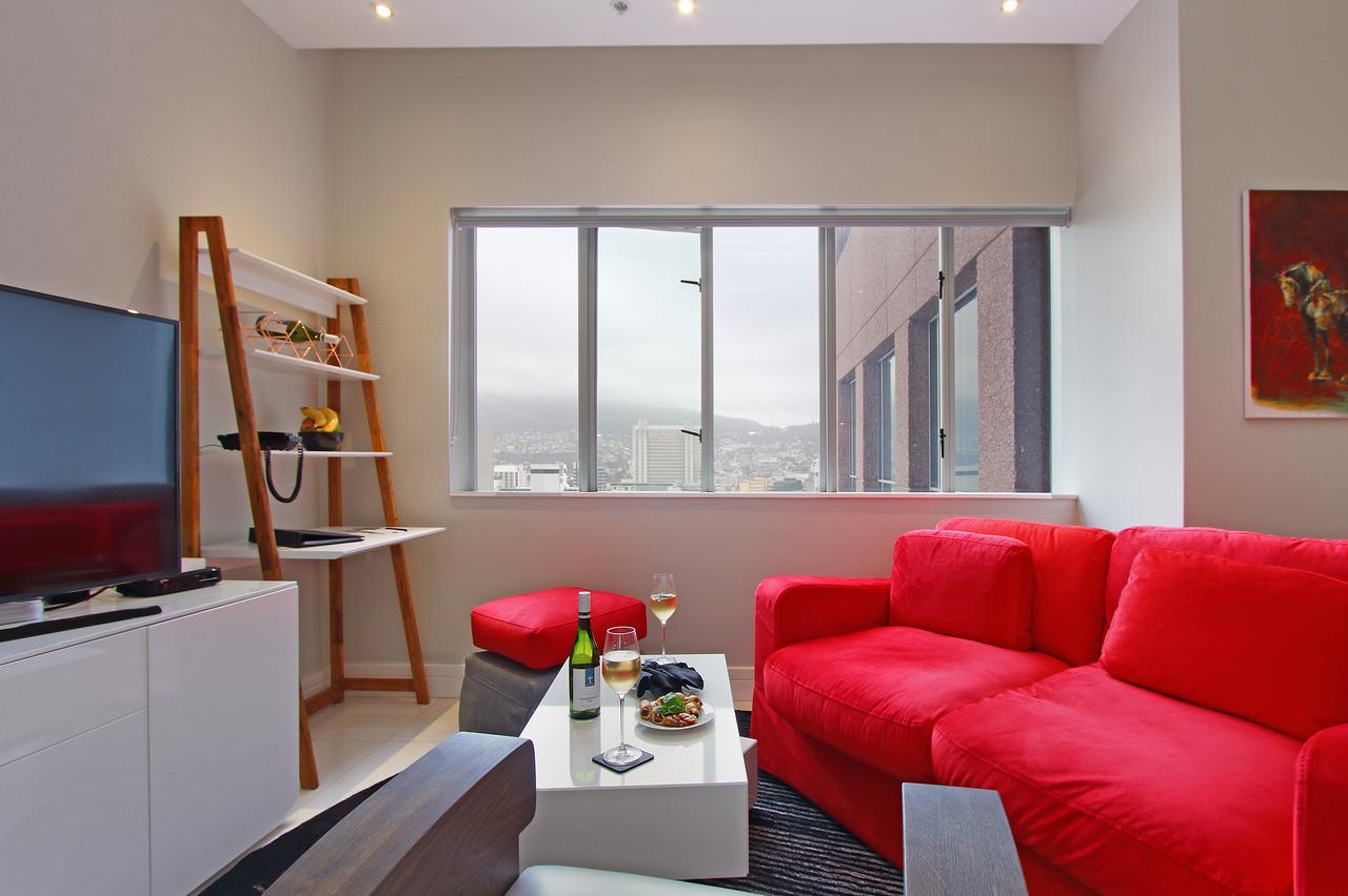 Triangle Luxury Suites By Totalstay Kaapstad Buitenkant foto