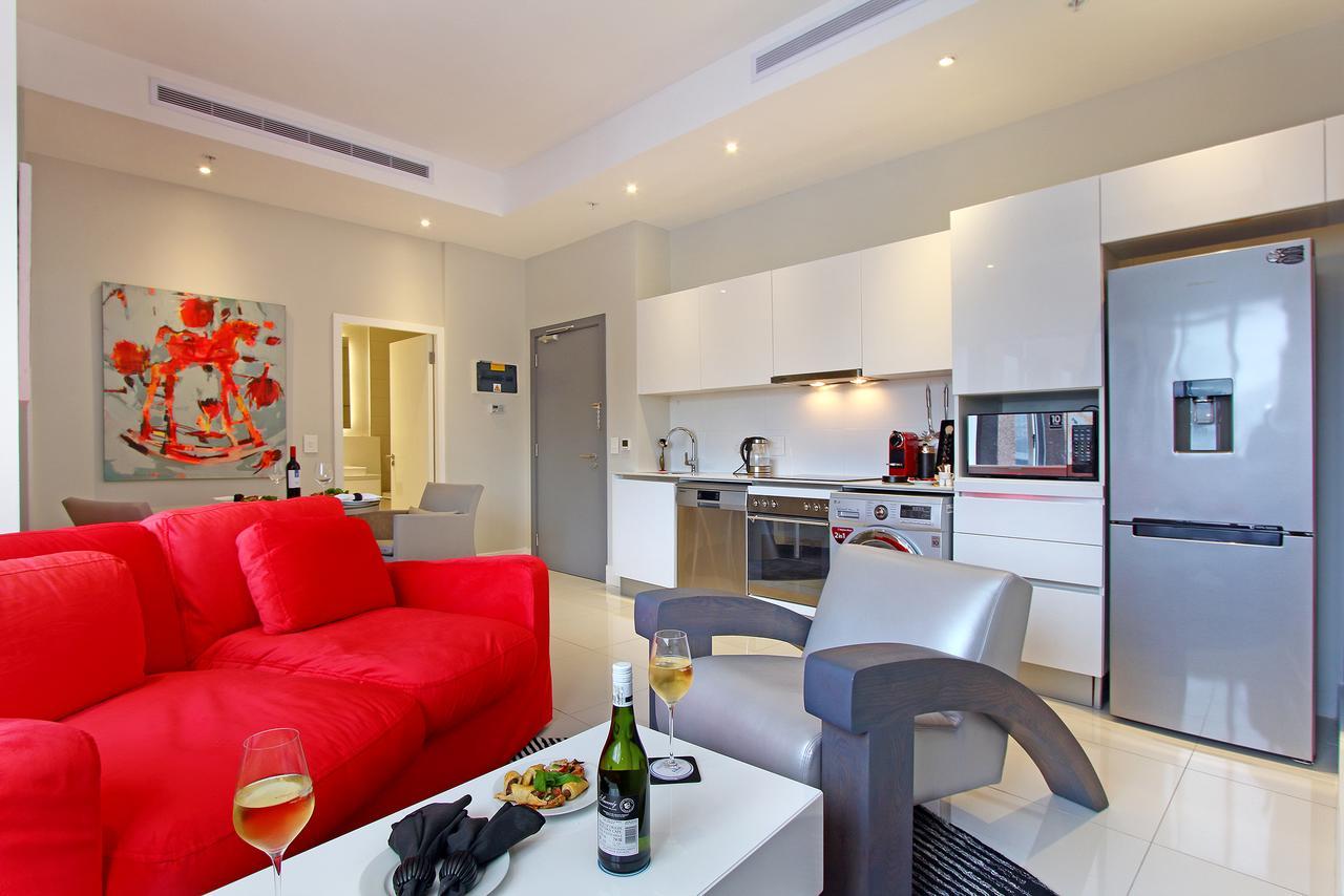 Triangle Luxury Suites By Totalstay Kaapstad Buitenkant foto