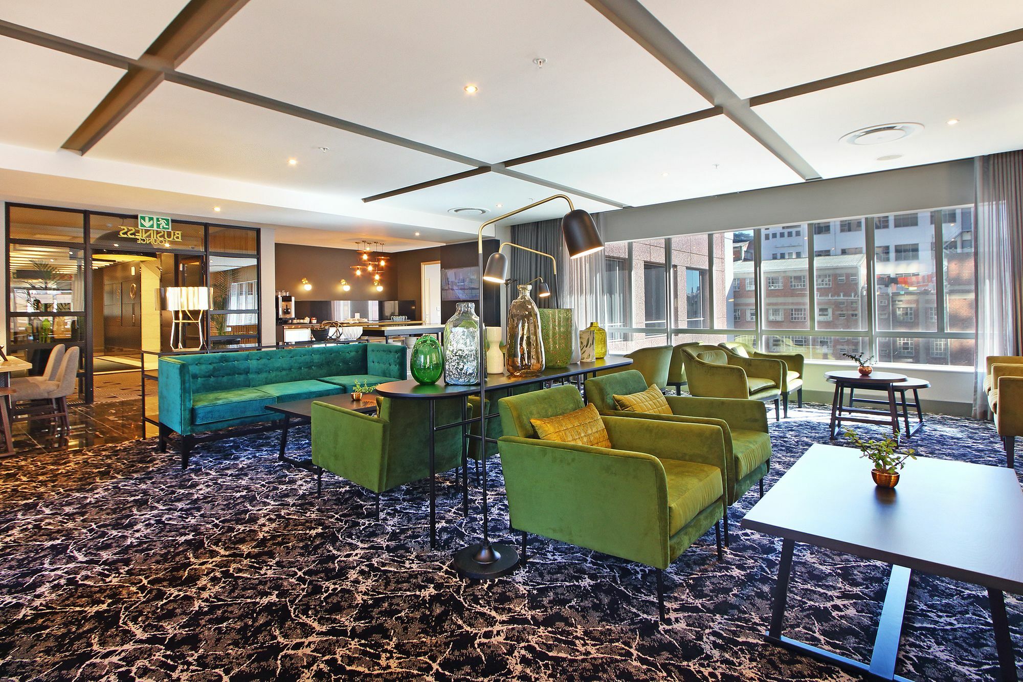 Triangle Luxury Suites By Totalstay Kaapstad Buitenkant foto