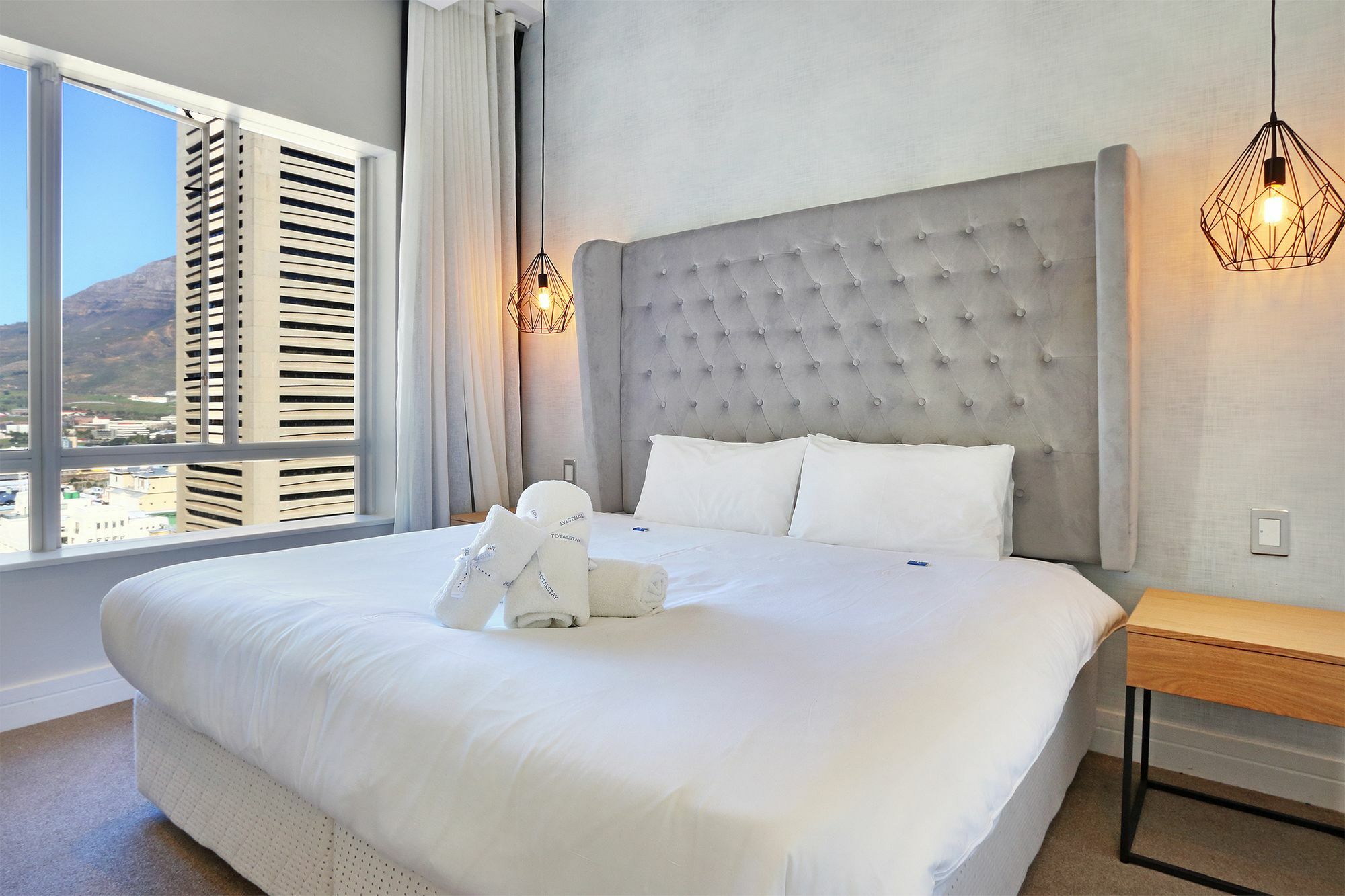 Triangle Luxury Suites By Totalstay Kaapstad Buitenkant foto