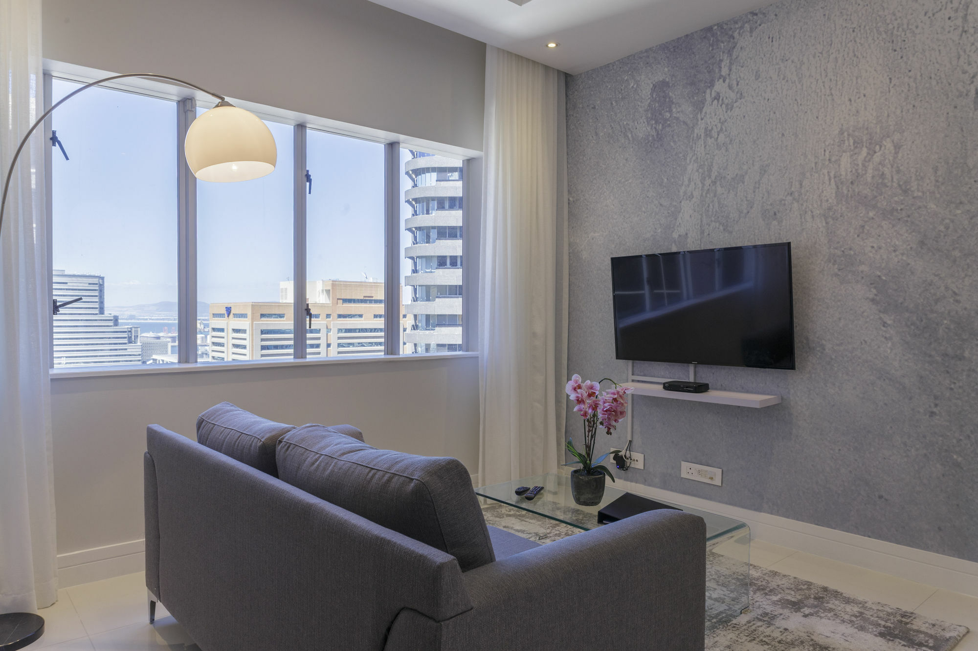 Triangle Luxury Suites By Totalstay Kaapstad Buitenkant foto