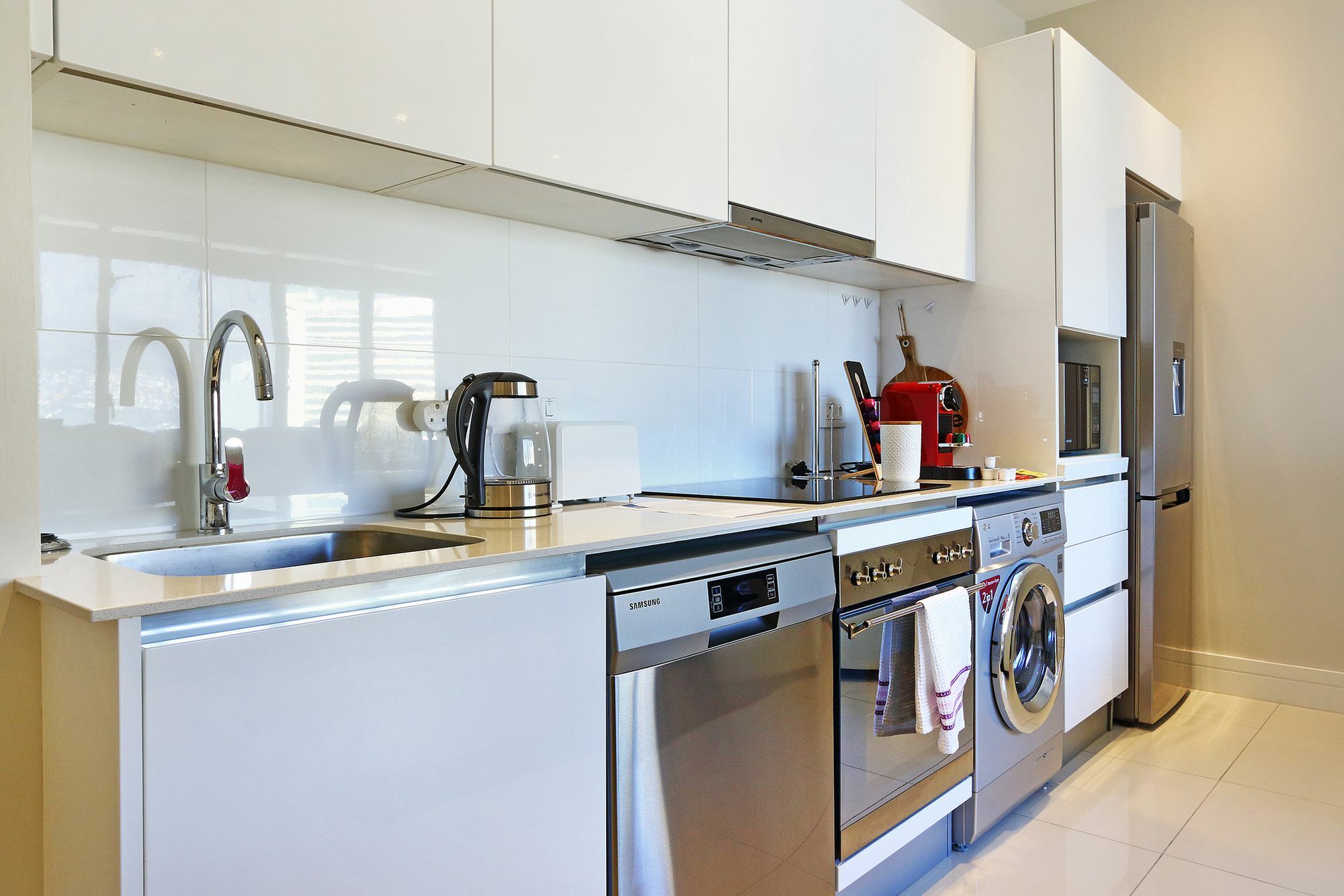 Triangle Luxury Suites By Totalstay Kaapstad Buitenkant foto