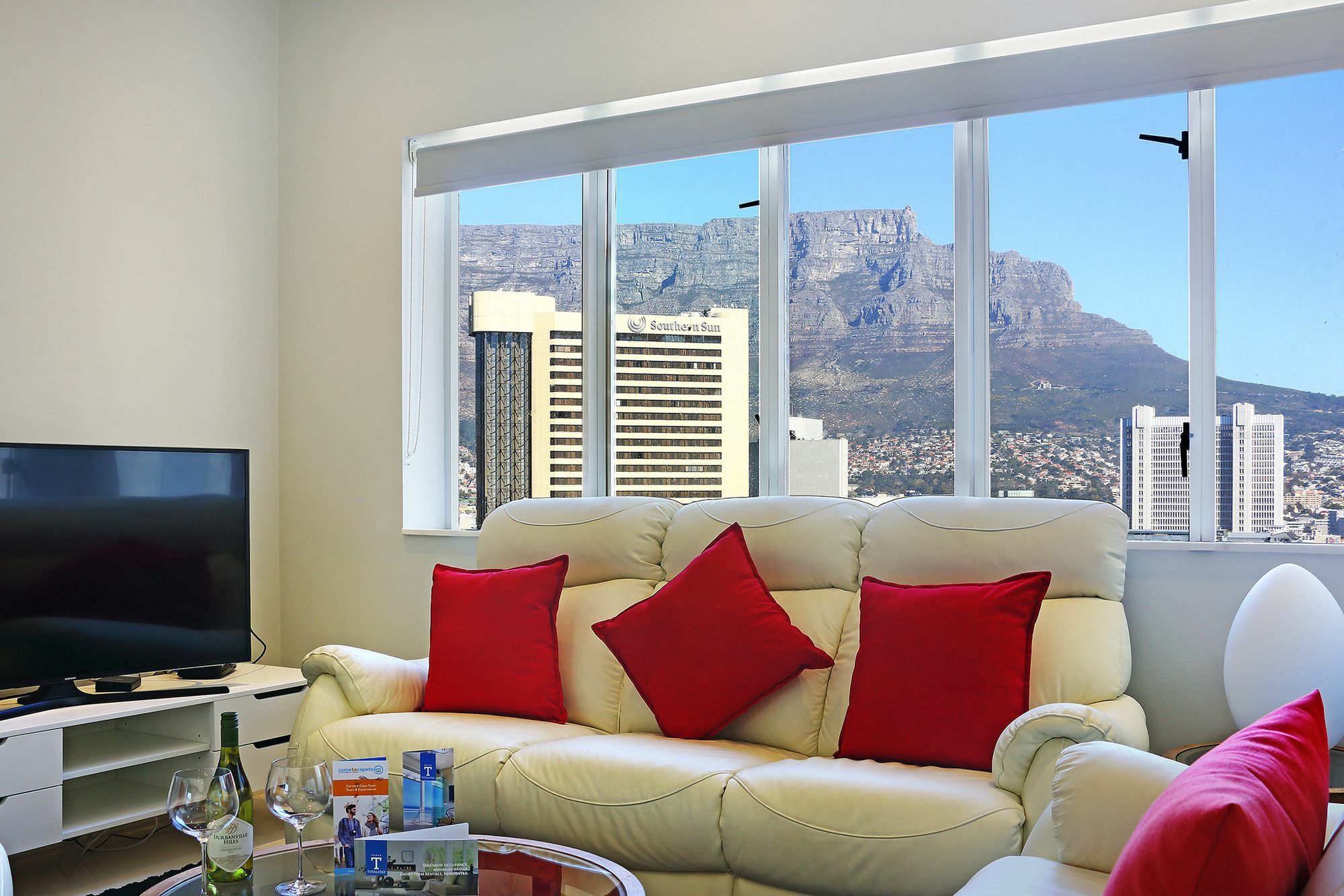 Triangle Luxury Suites By Totalstay Kaapstad Buitenkant foto